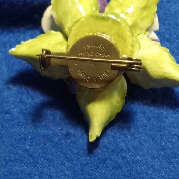Vintage Coalport Brooch Floral Purple Green Porcelain Pin Fine Bone China - Picture 13 of 16
